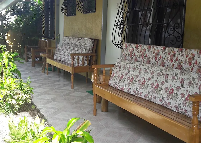 Hotel Baluarte De Argao